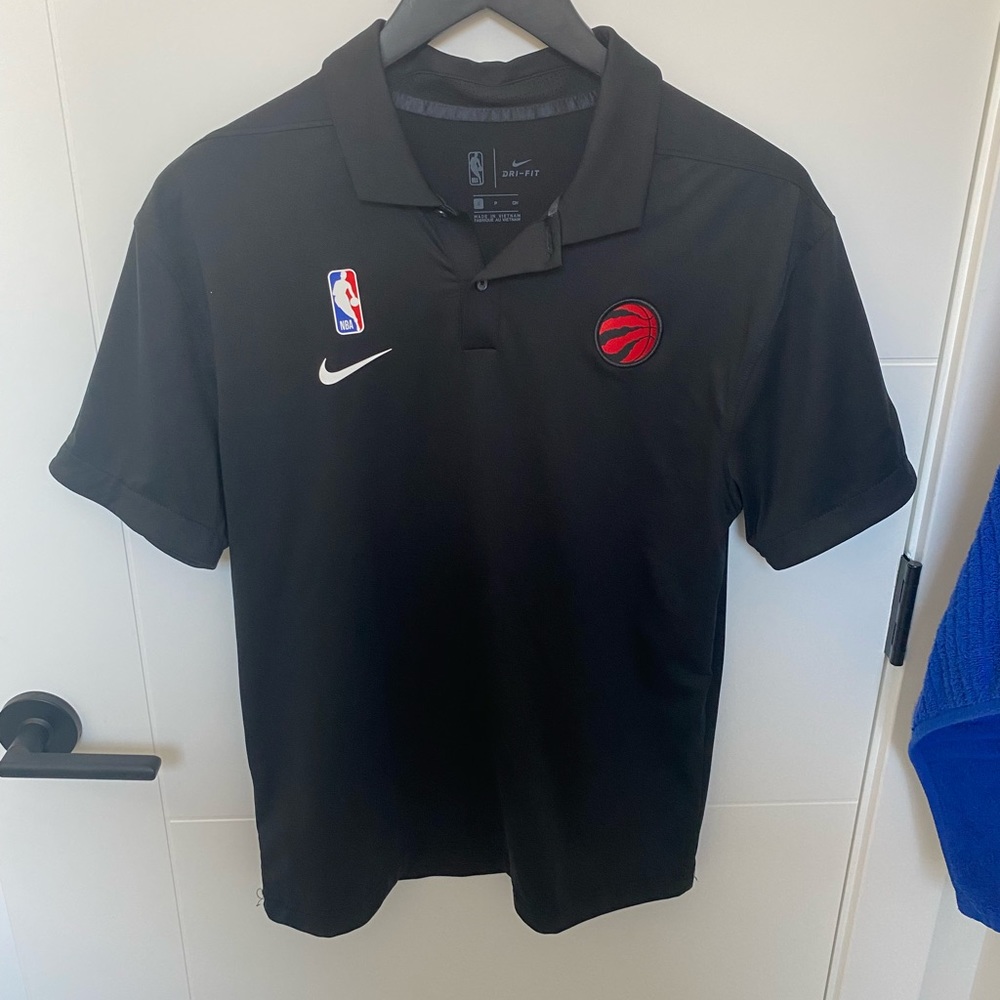 Nike Raptors Golf Polo!